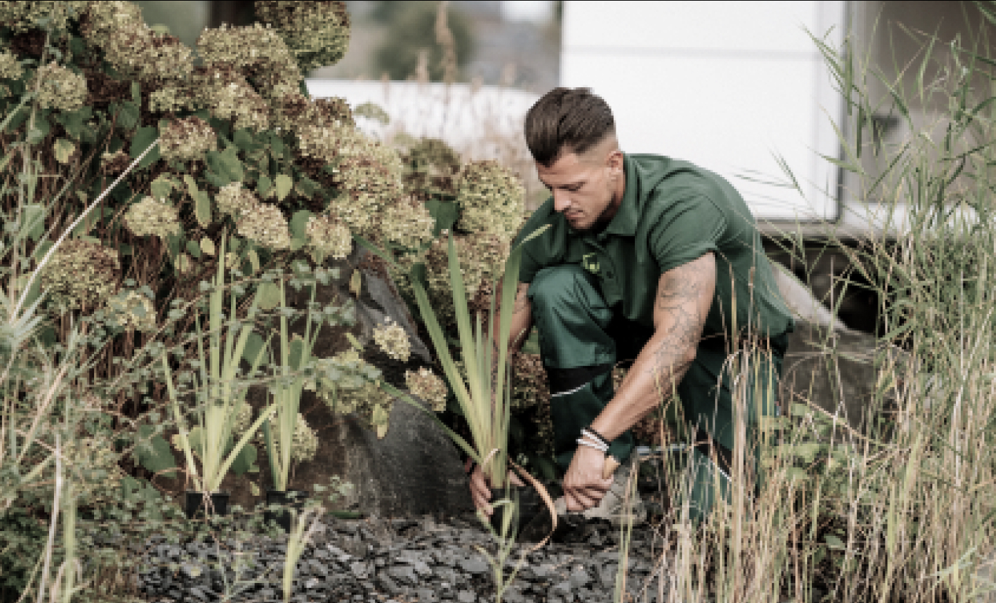 GaLaBau ist arbeit in der Natur