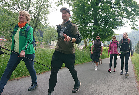 Andreas Dietirch und sein Laufpartner laufen durch Deutschland_Sachsen